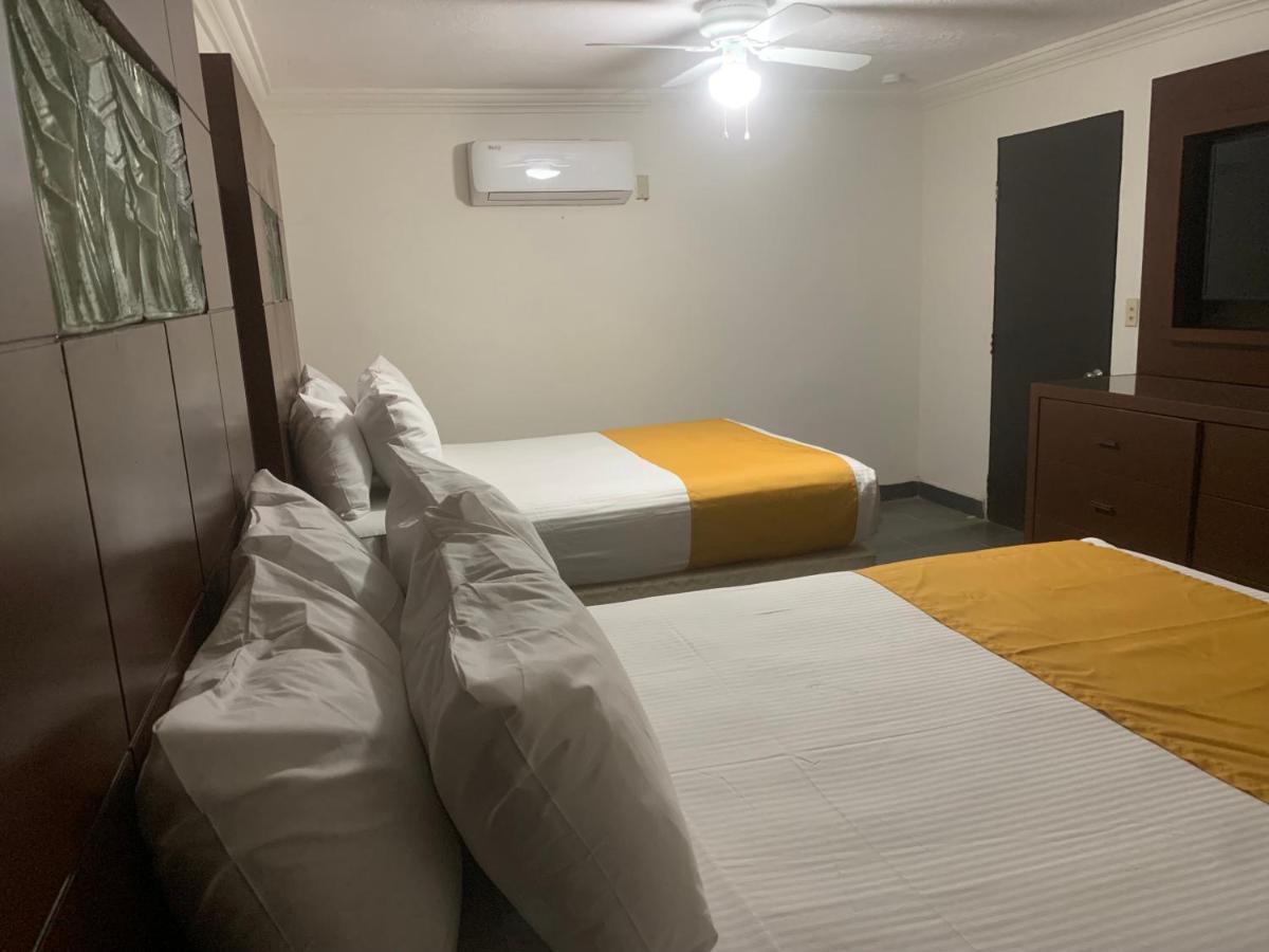 Hotel Los Arcos 墨西卡利 外观 照片