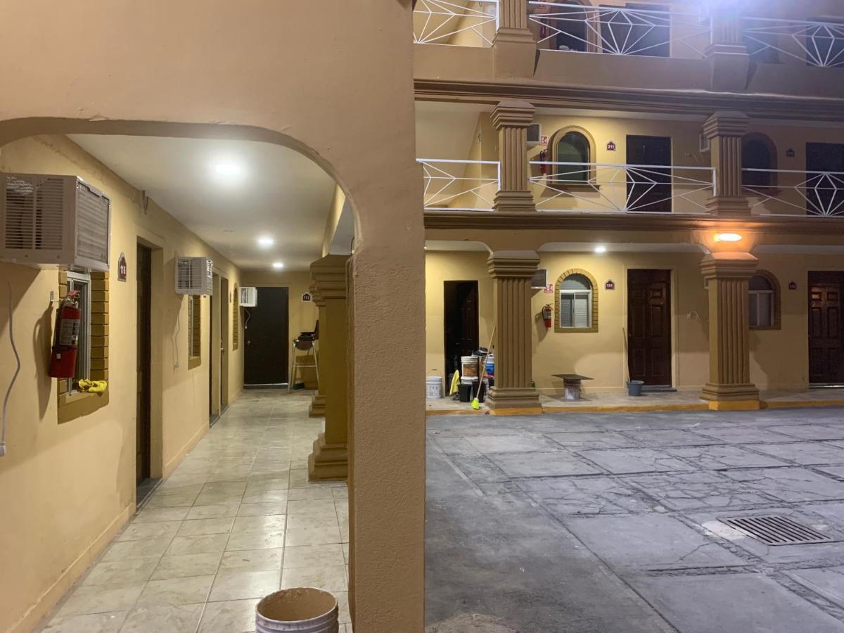 Hotel Los Arcos 墨西卡利 外观 照片