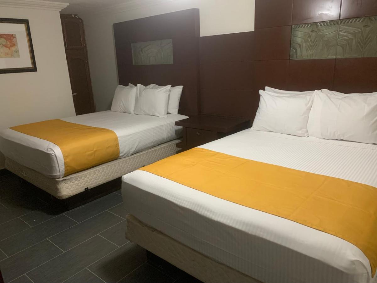 Hotel Los Arcos 墨西卡利 外观 照片