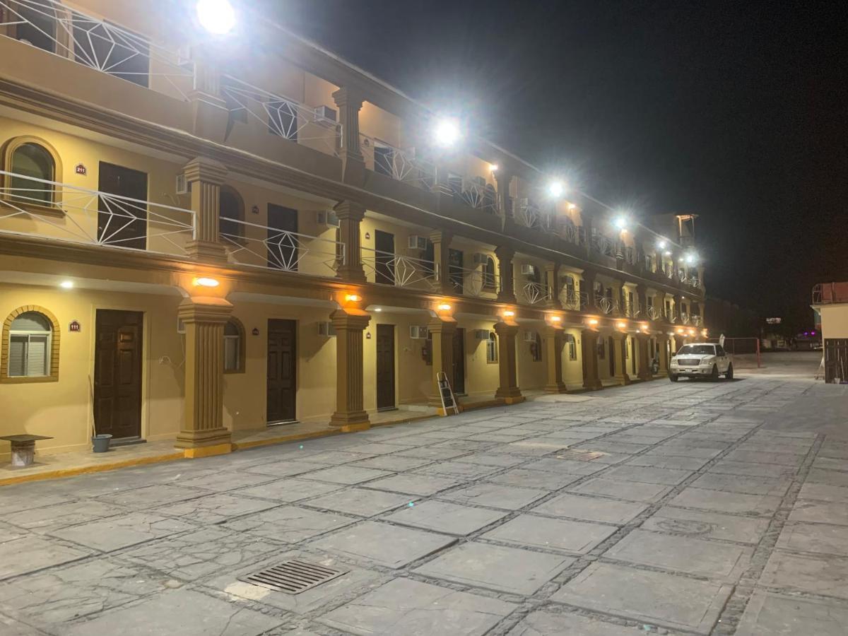 Hotel Los Arcos 墨西卡利 外观 照片