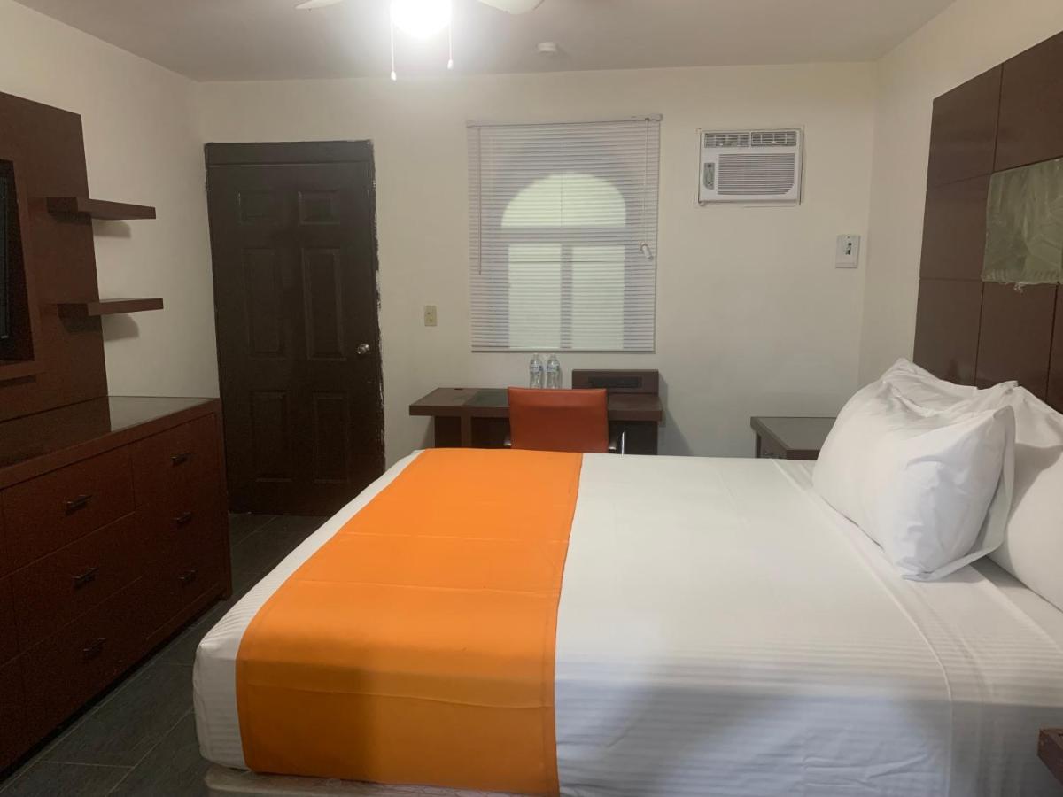 Hotel Los Arcos 墨西卡利 外观 照片