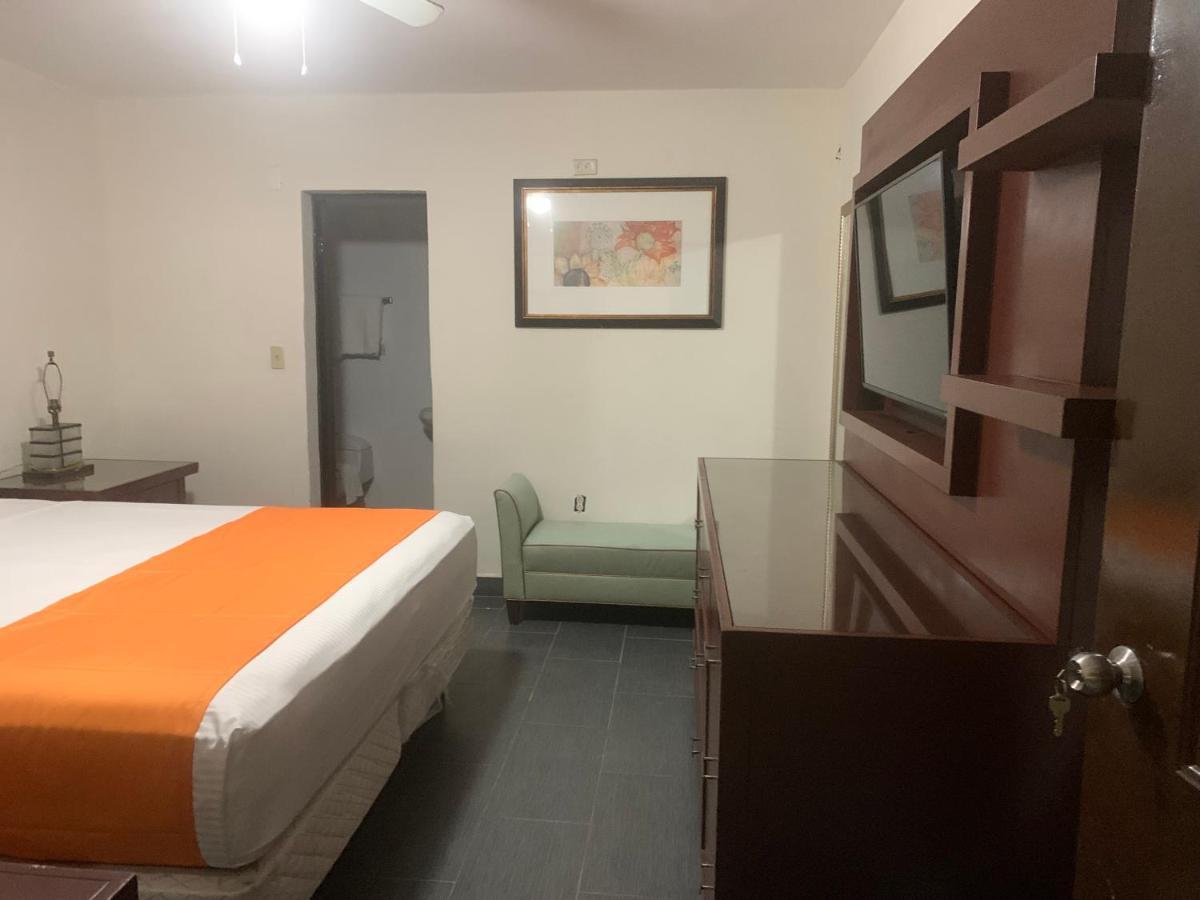 Hotel Los Arcos 墨西卡利 外观 照片