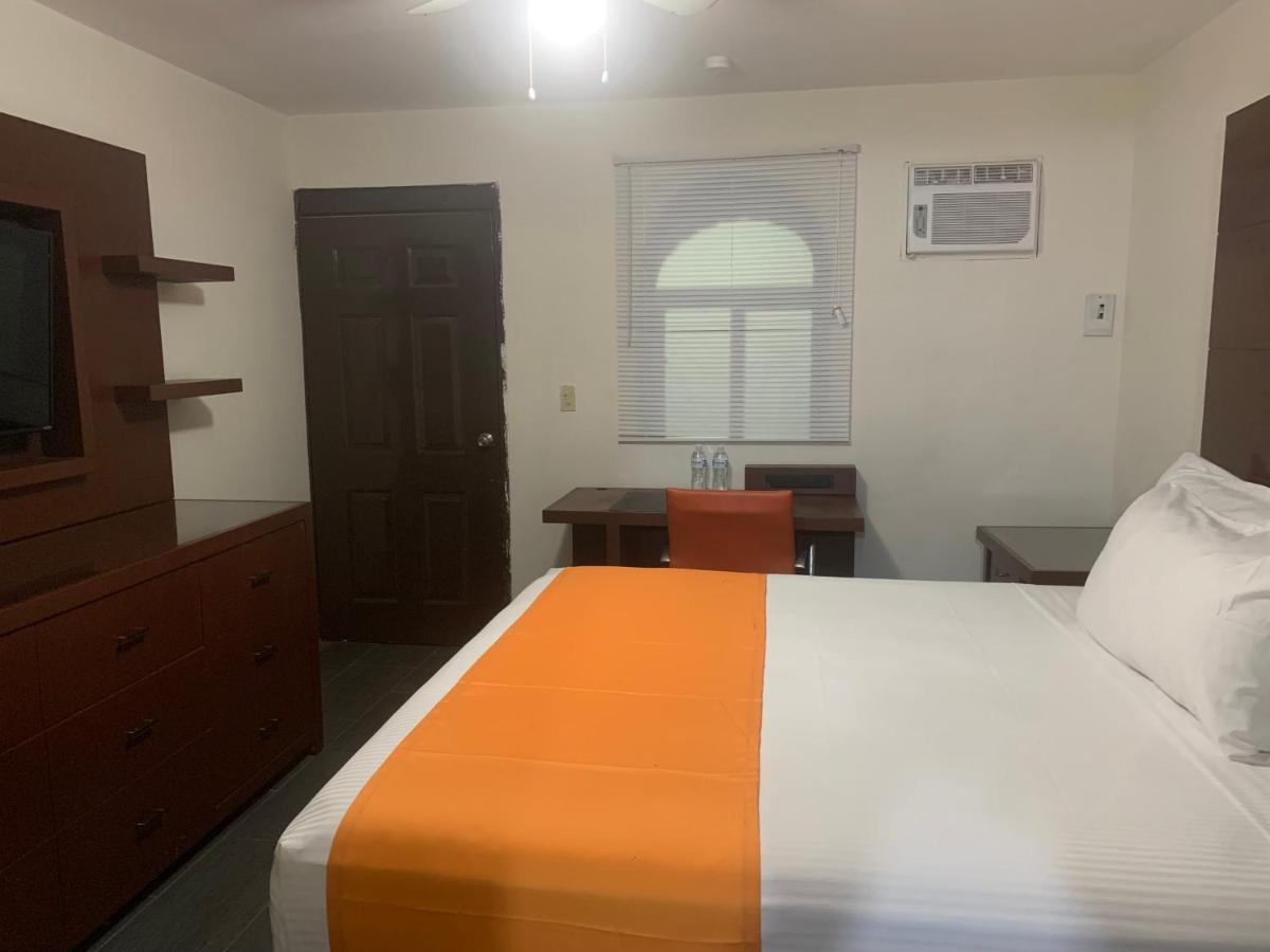 Hotel Los Arcos 墨西卡利 外观 照片