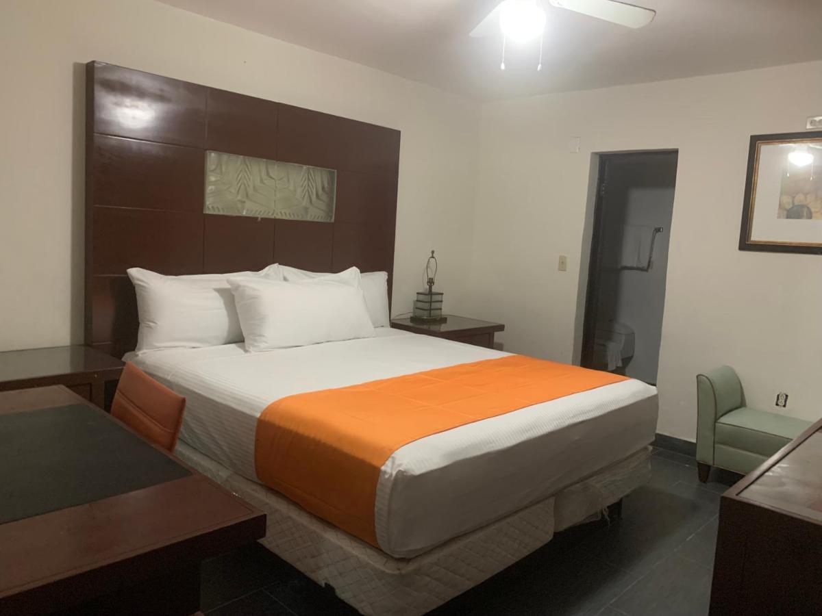 Hotel Los Arcos 墨西卡利 外观 照片